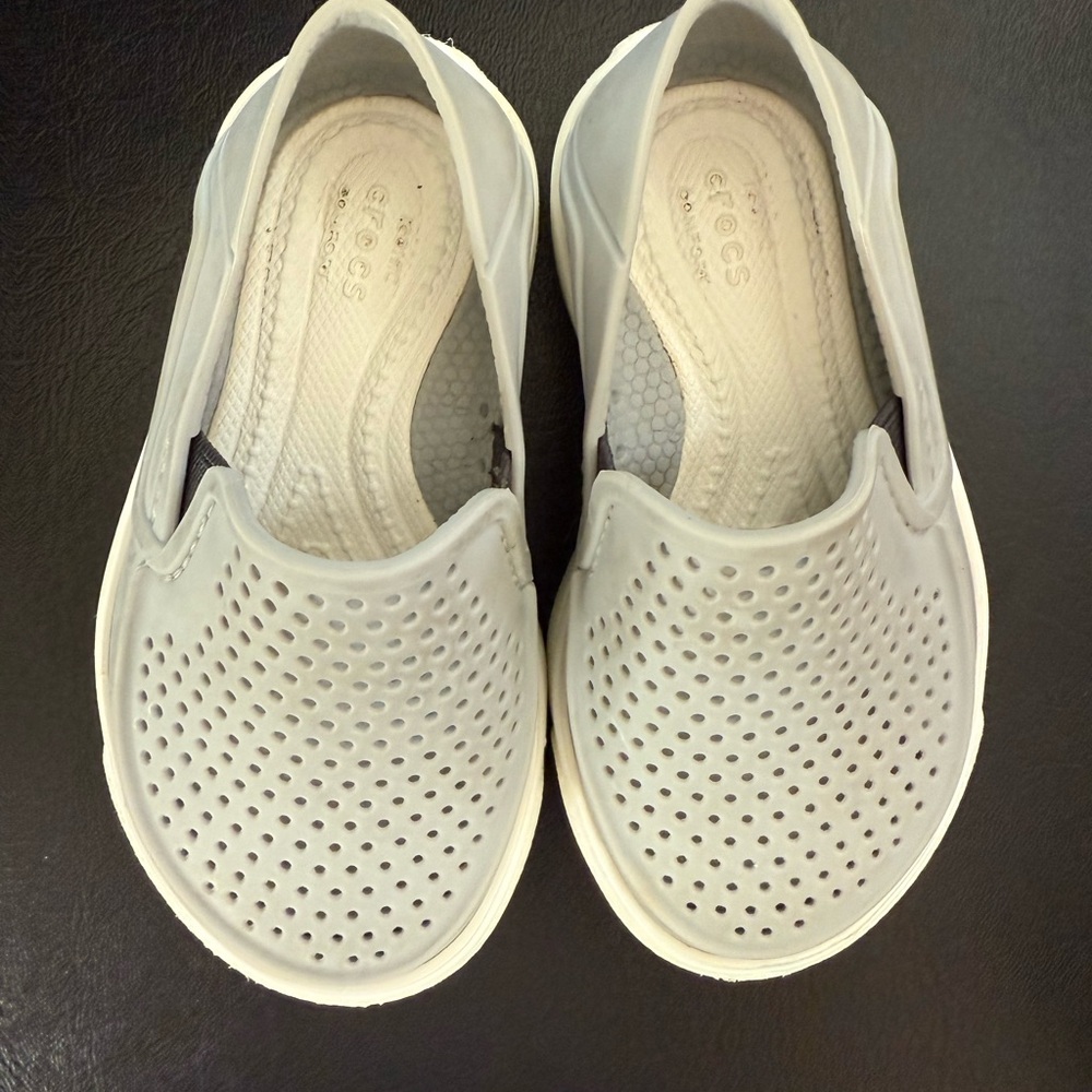 CROCS  citilane gray  Slip-Ons